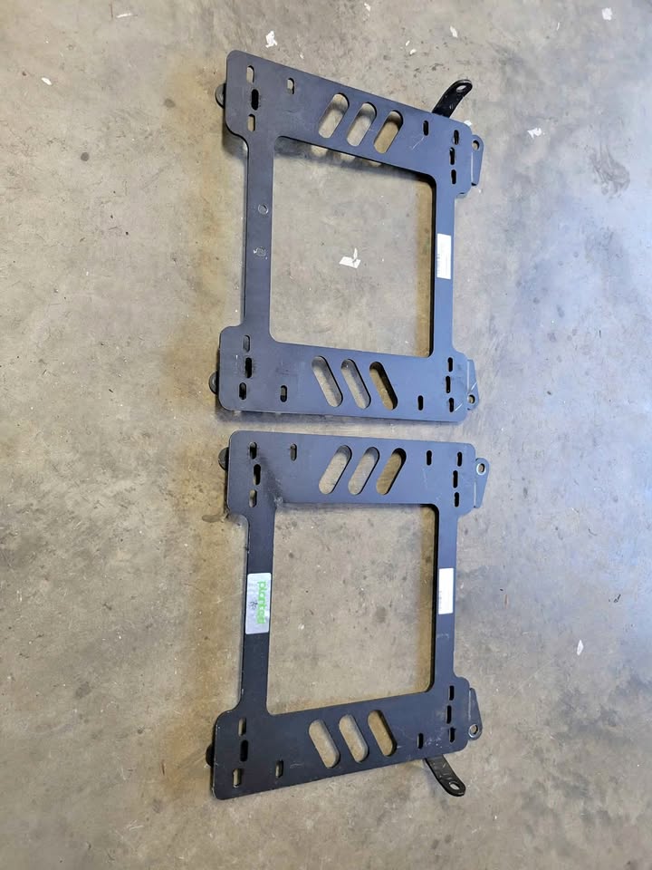 Used Planted Seat Brackets for BRz GR86 FRS